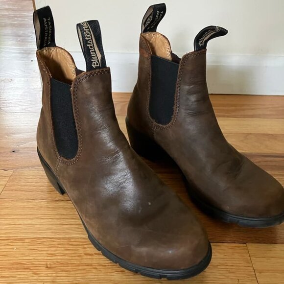 Blundstone Boots with heel - Picture 4 of 4